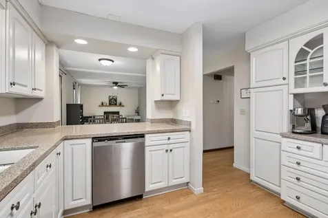 7840 W 100th Street Bloomington MN 55438