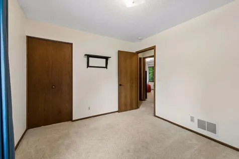 7840 W 100th Street Bloomington MN 55438