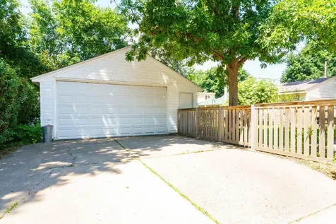 1373 Avon Street N Saint Paul MN 55117