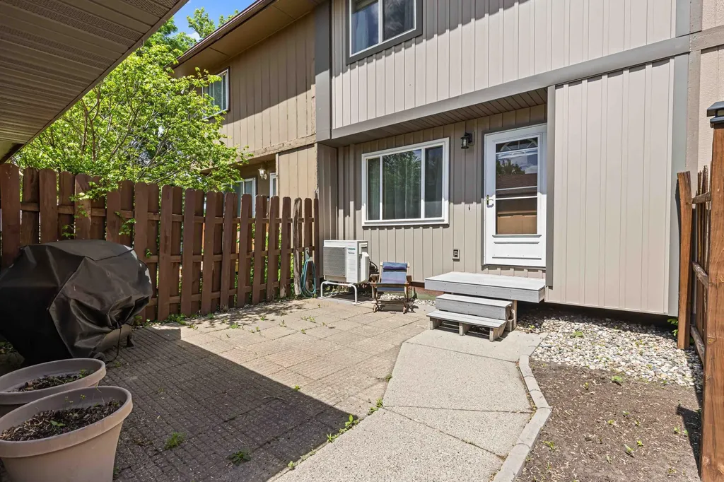 561 4th Avenue NW West Fargo ND 58078