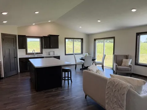 7 Cottonwood Lake Boulevard Windom MN 56101