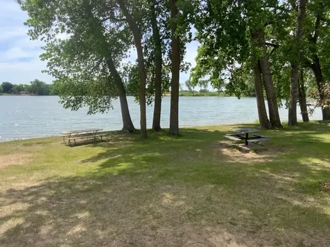 7 Cottonwood Lake Boulevard Windom MN 56101
