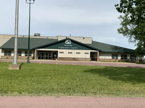 7 Cottonwood Lake Boulevard Windom MN 56101