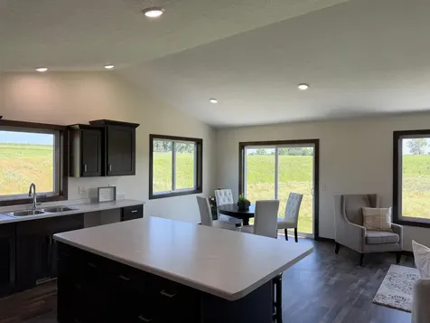 7 Cottonwood Lake Boulevard Windom MN 56101