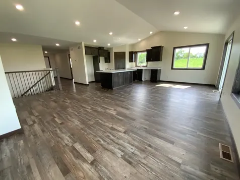 7 Cottonwood Lake Boulevard Windom MN 56101