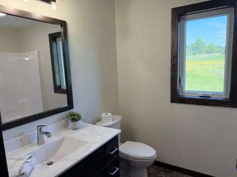 7 Cottonwood Lake Boulevard Windom MN 56101