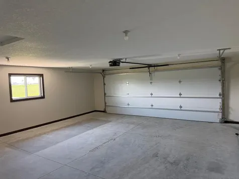 7 Cottonwood Lake Boulevard Windom MN 56101