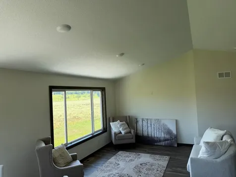 7 Cottonwood Lake Boulevard Windom MN 56101
