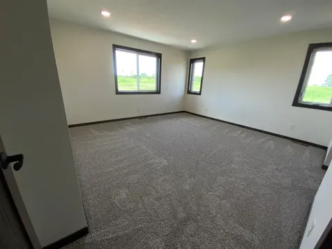 7 Cottonwood Lake Boulevard Windom MN 56101