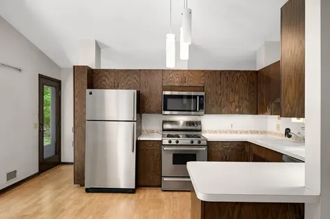 4336 Avondale Road Golden Valley MN 55416