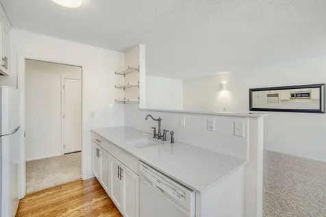 10113 34th Street W Minnetonka MN 55305
