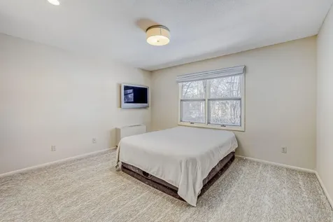 10113 34th Street W Minnetonka MN 55305