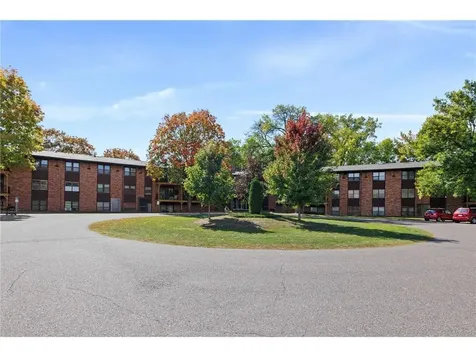 10113 34th Street W Minnetonka MN 55305
