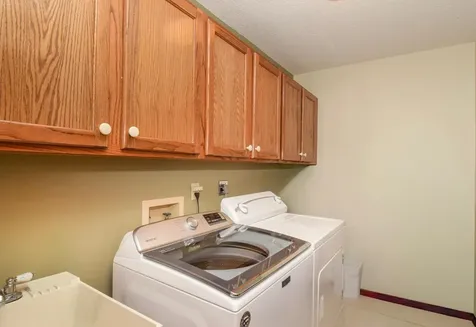 8924 Montegue Terrace Brooklyn Park MN 55443