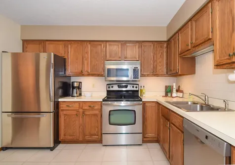 8924 Montegue Terrace Brooklyn Park MN 55443