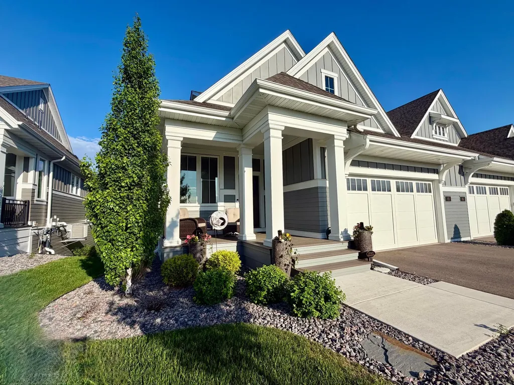 83 Spring Farm Road North Oaks MN 55127