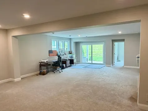 83 Spring Farm Road North Oaks MN 55127