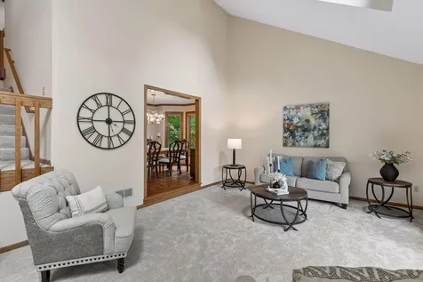 13673 Duluth Drive Apple Valley MN 55124