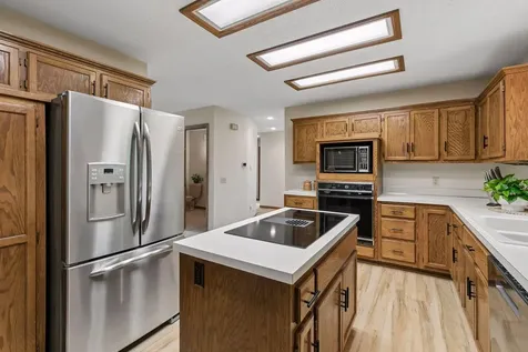 13673 Duluth Drive Apple Valley MN 55124