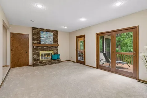 13673 Duluth Drive Apple Valley MN 55124