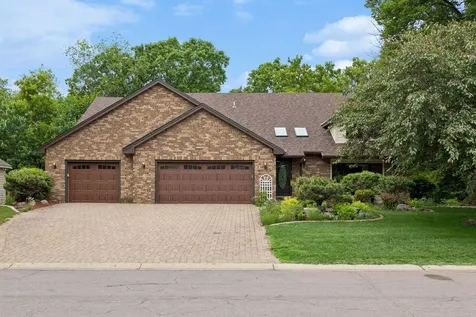 13673 Duluth Drive Apple Valley MN 55124