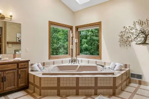 13673 Duluth Drive Apple Valley MN 55124