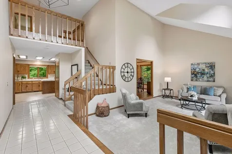 13673 Duluth Drive Apple Valley MN 55124