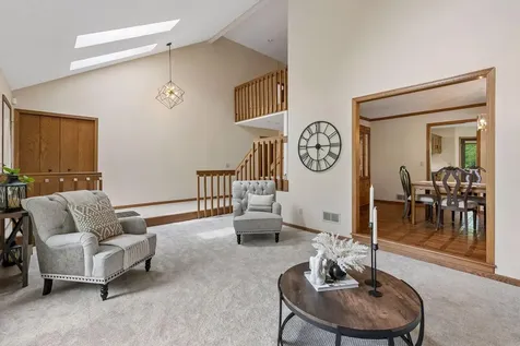 13673 Duluth Drive Apple Valley MN 55124