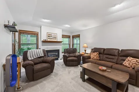 6710 Buckley Circle Inver Grove Heights MN 55076