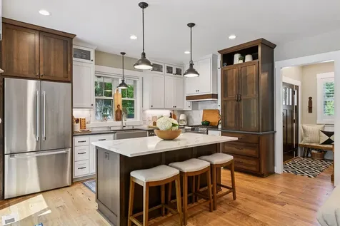 180 Bell Street Excelsior MN 55331