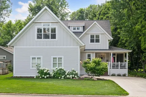 180 Bell Street Excelsior MN 55331