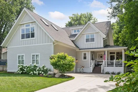 180 Bell Street Excelsior MN 55331