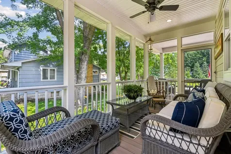 180 Bell Street Excelsior MN 55331