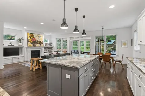 227 Sunnyridge Lane Golden Valley MN 55422
