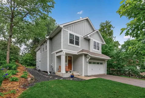 227 Sunnyridge Lane Golden Valley MN 55422