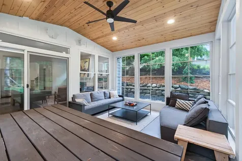227 Sunnyridge Lane Golden Valley MN 55422