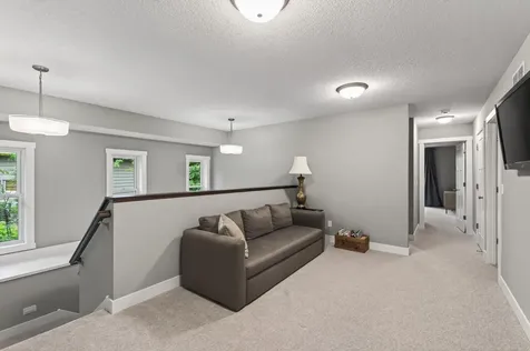227 Sunnyridge Lane Golden Valley MN 55422