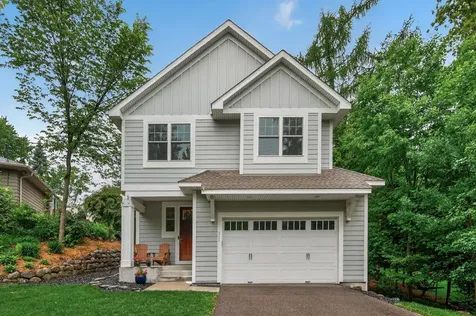 227 Sunnyridge Lane Golden Valley MN 55422
