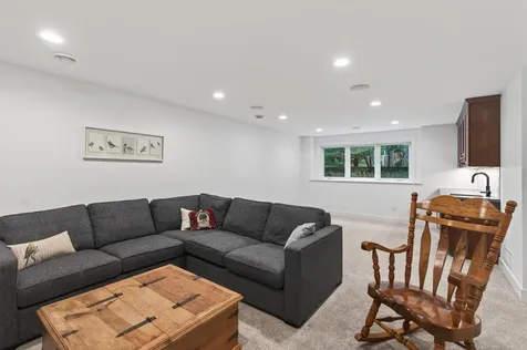 227 Sunnyridge Lane Golden Valley MN 55422