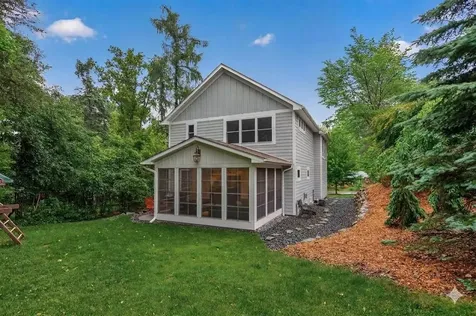 227 Sunnyridge Lane Golden Valley MN 55422
