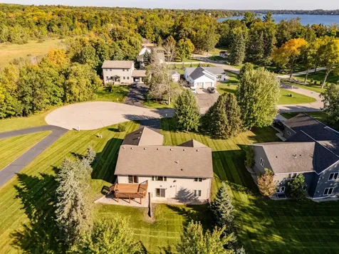 110 Ivy Circle Alexandria MN 56308