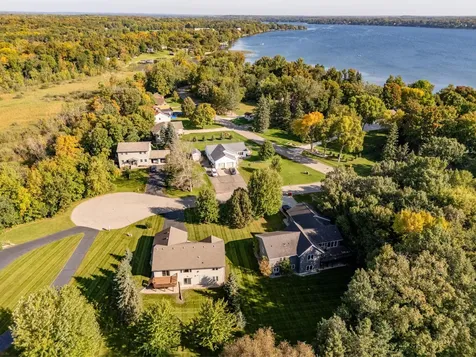 110 Ivy Circle Alexandria MN 56308