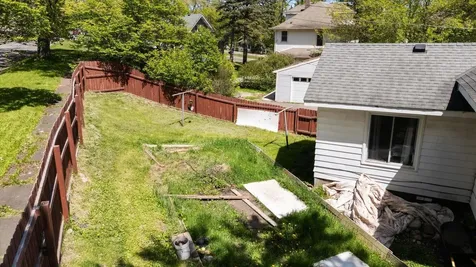 5911 Elinor Street Duluth MN 55807