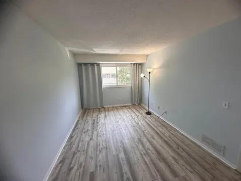 1113 E 145th Street Burnsville MN 55337