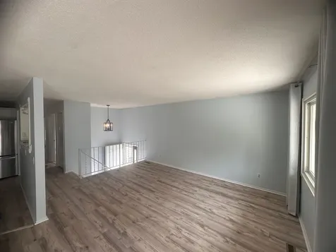 1113 E 145th Street Burnsville MN 55337