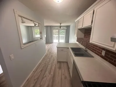 1113 E 145th Street Burnsville MN 55337