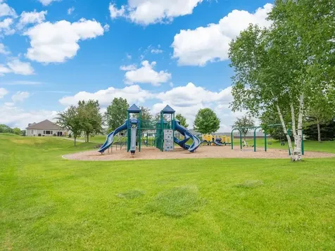 101 Parkview Lane Cologne MN 55322