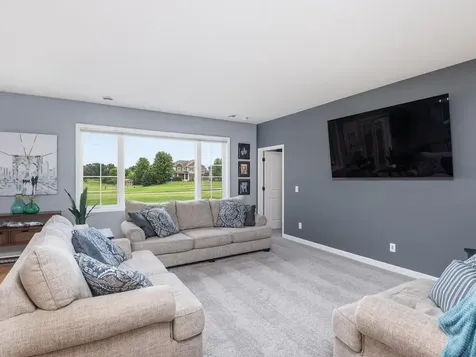101 Parkview Lane Cologne MN 55322