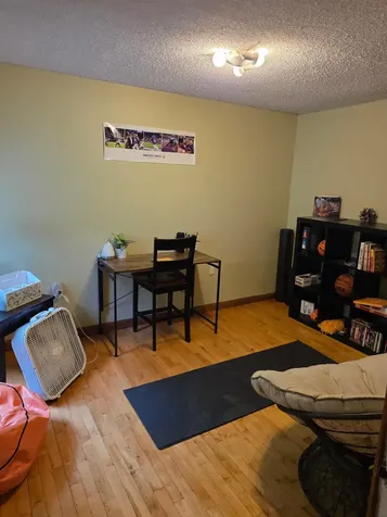 424 33rd Avenue N Minneapolis MN 55412