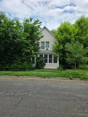 424 33rd Avenue N Minneapolis MN 55412
